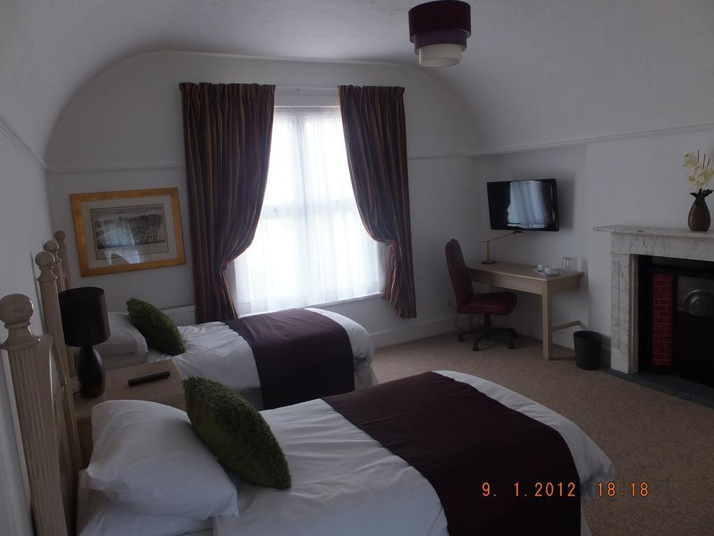 Jessamine House Hotel Грейвсенд Экстерьер фото